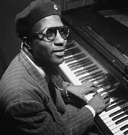 Milli sings „THE LEGEND OF MONK“