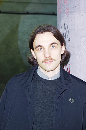 Kaleb Erdmann – 
Die Ausweichschule