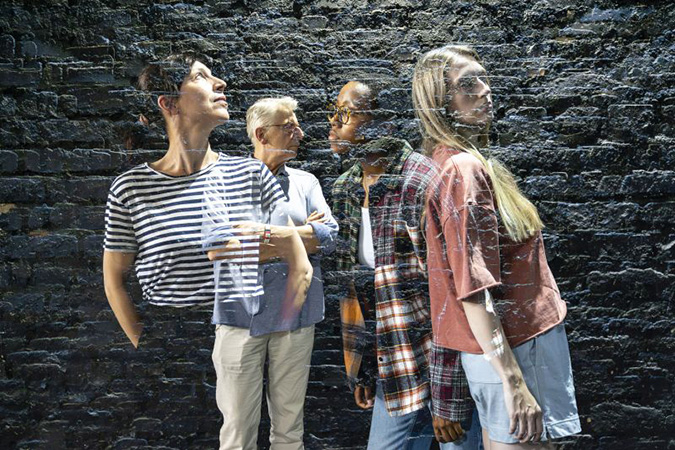 und im Blau zu verschwinden